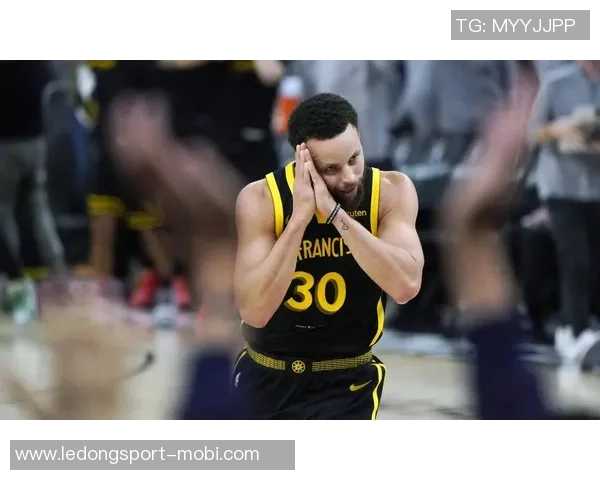 库里出战提升勇士战绩与进攻效率明显对比分析